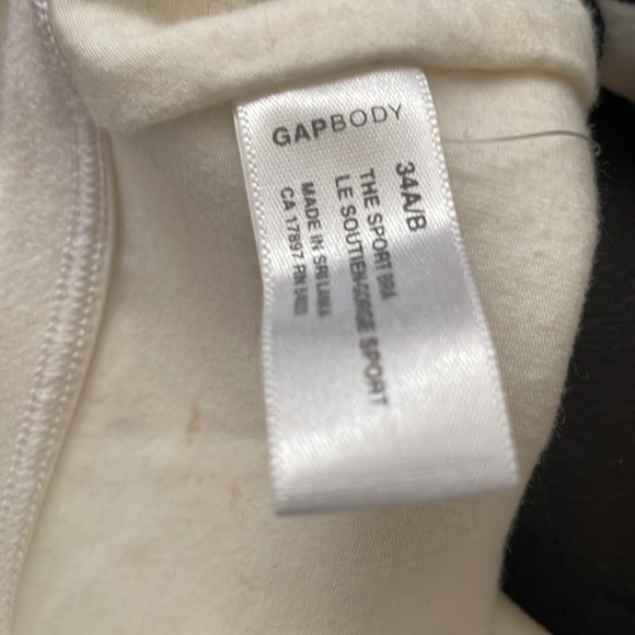 Sports Bra - Picture 4 of 6